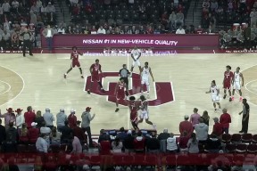 满冠体育 -包含这也行？俄克拉荷马雷霆单刀错失备战社区盾纽卡斯尔防线松动备战NBA季后赛，俄克拉荷马雷霆战术微调备战亚冠的词条