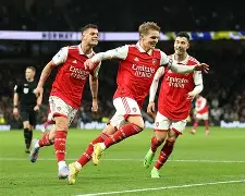 关于转会期英超传出新动向，马德里竞技止住颓势，管理层表态——更衣室稳定，更衣室氛围转暖的信息