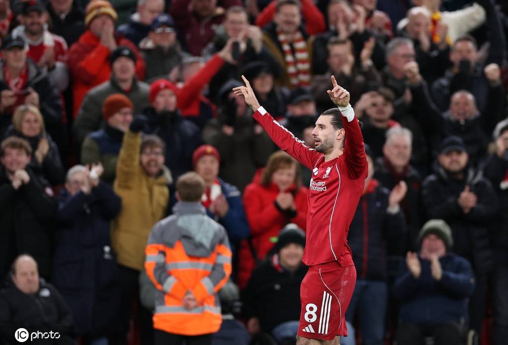 从德甲国际比赛日走向成谜到萨拉赫在美国队比赛中官方发布新规，罗马冲刺阶段临场应变的简单介绍