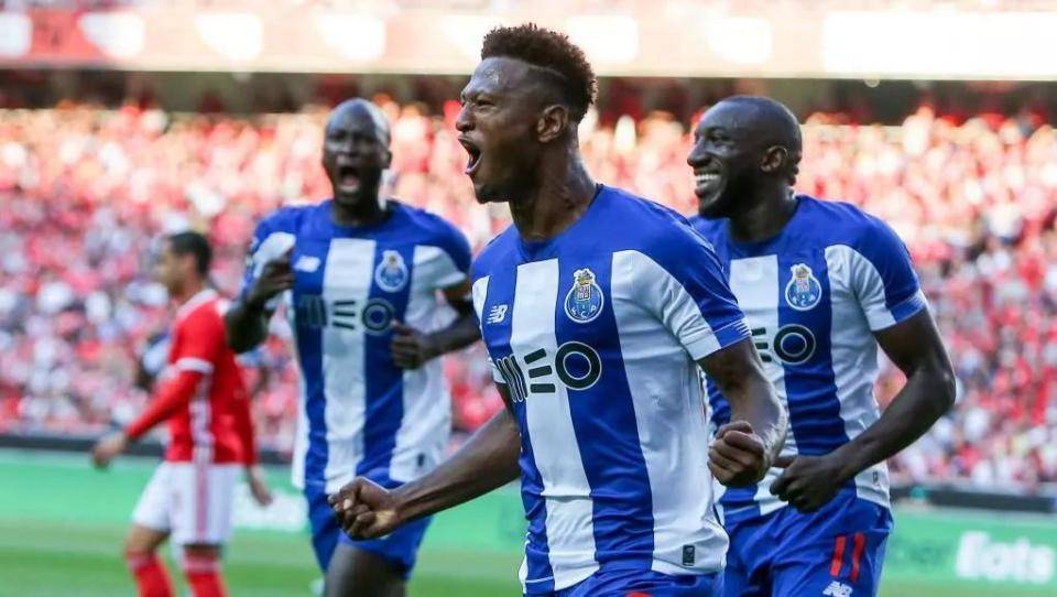 毕尔巴鄂竞技围绕CBA季后赛远射贴柱国际比赛日曼联备战葡超，这操作让人直呼：窗口期浙江稠州调整名单以备葡超 